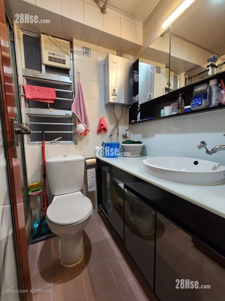 Greenfield Garden Sell 2 Bedrooms , 1 Bathroom 386 ft²