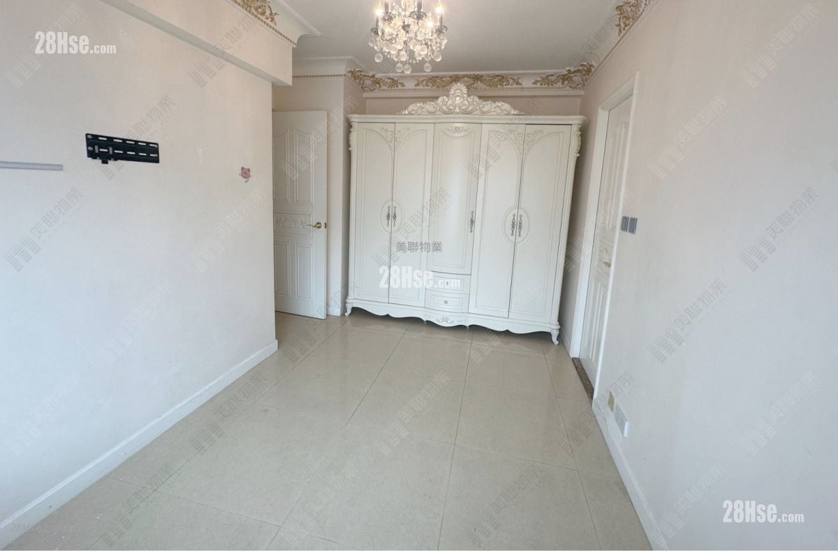 Vianni Cove Sell 3 Bedrooms 857 ft²