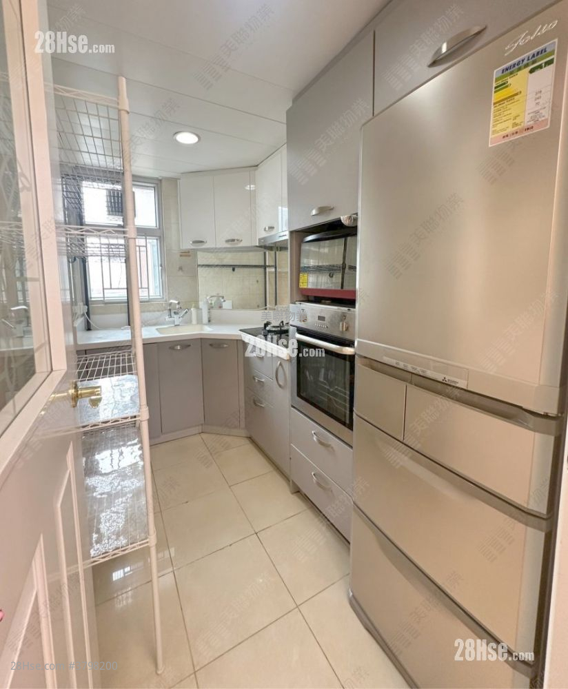 Vianni Cove Sell 3 Bedrooms 857 ft²