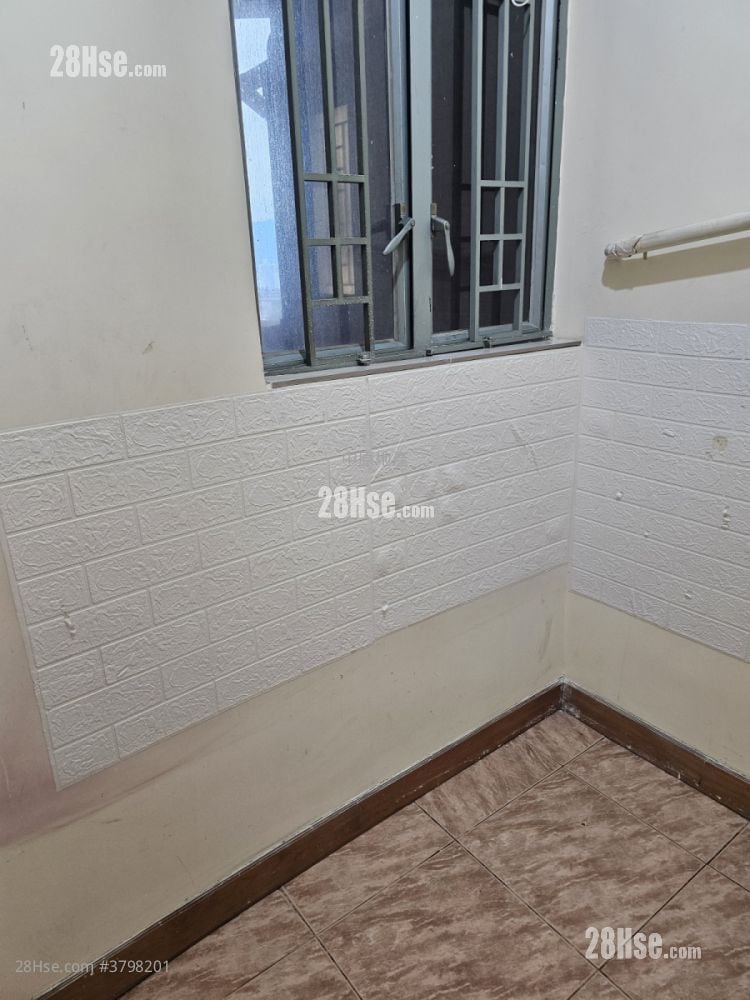 盈翠半岛 售盘 4 房 , 2 浴室 756 平方尺