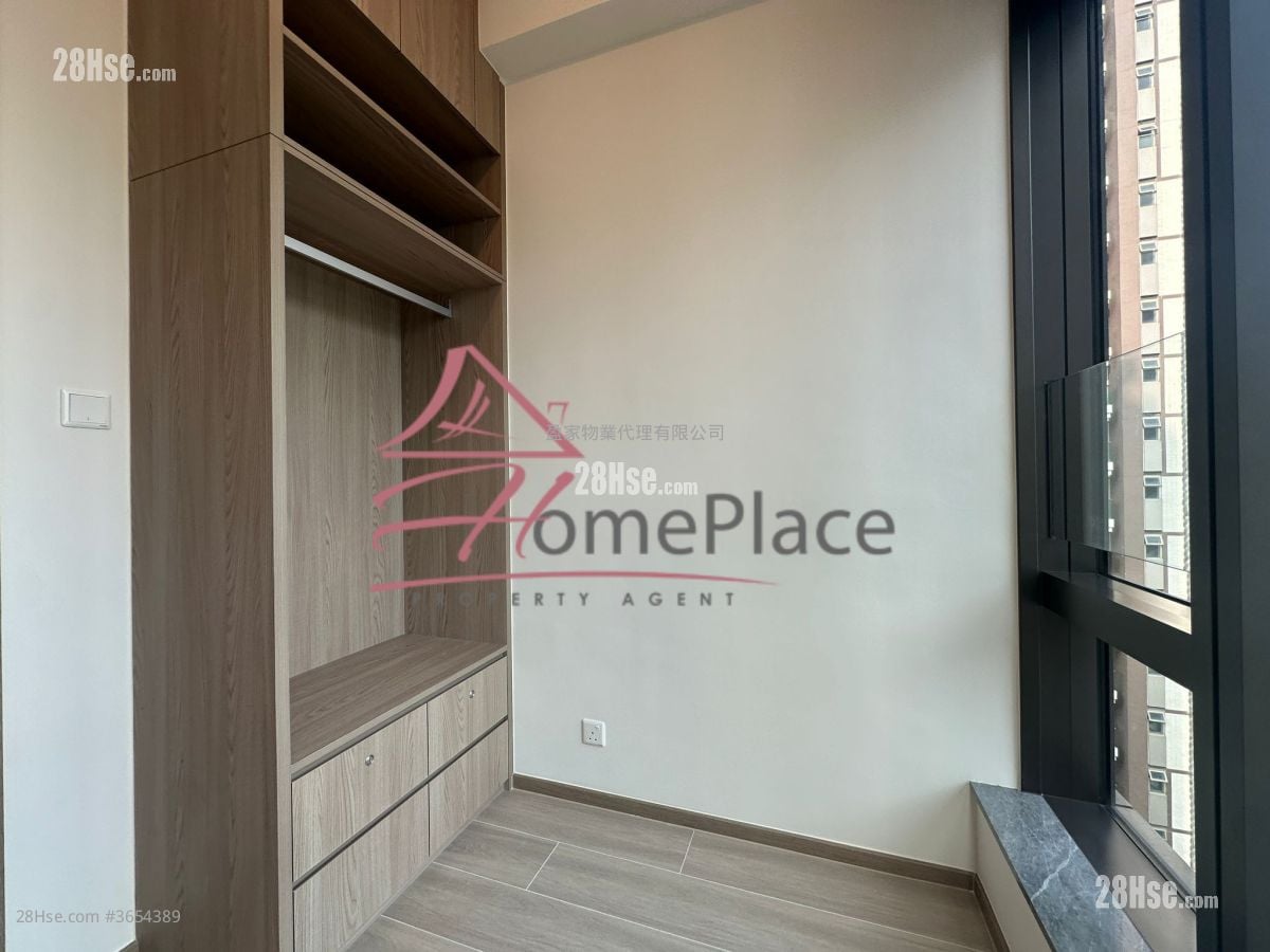 寓成峰 租盘 2 房 , 1 浴室 475 平方尺