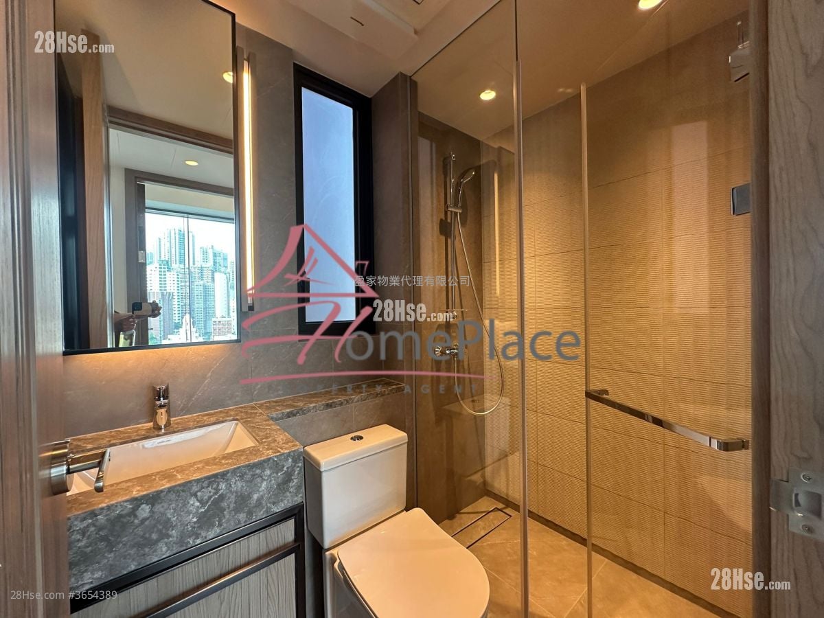 寓成峰 租盘 2 房 , 1 浴室 475 平方尺