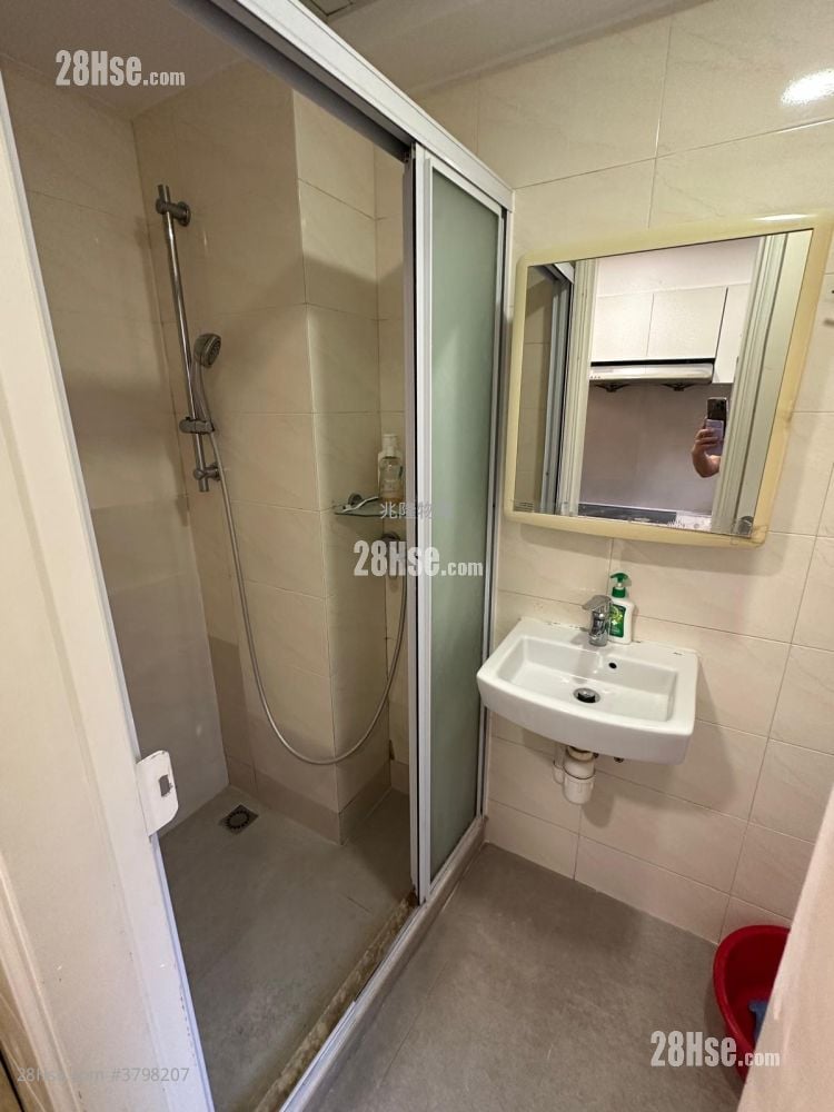 Pak Ling Building Rental 2 Bedrooms , 1 Bathroom 362 ft²