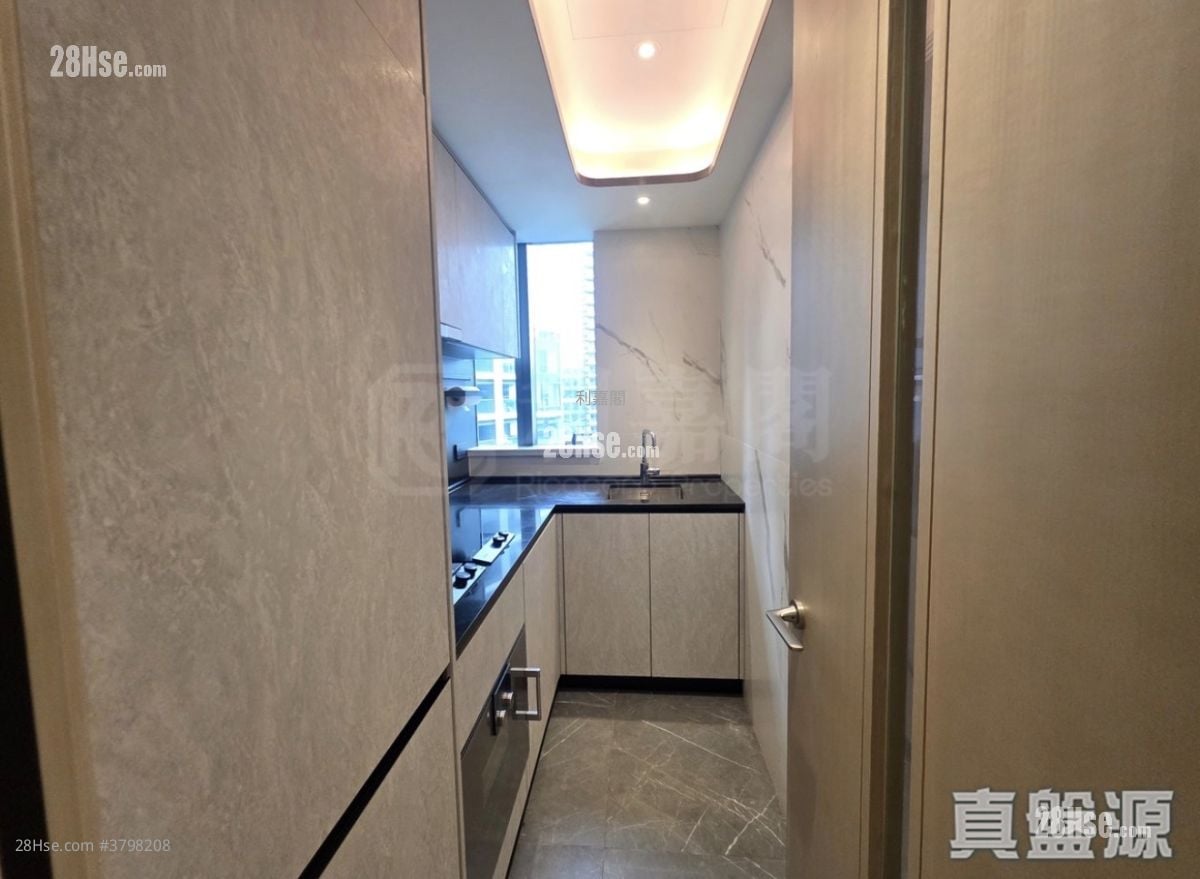 One Victoria Sell 3 Bedrooms , 2 Bathrooms 643 ft²