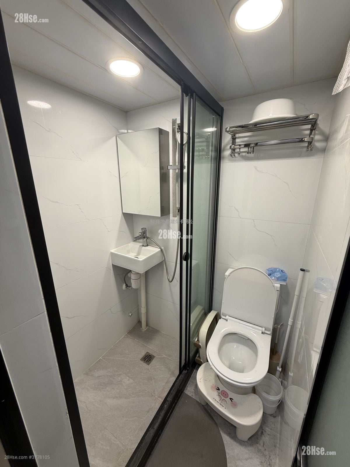 广兰大楼 租盘 开放式间隔 , 1 浴室 180 平方尺