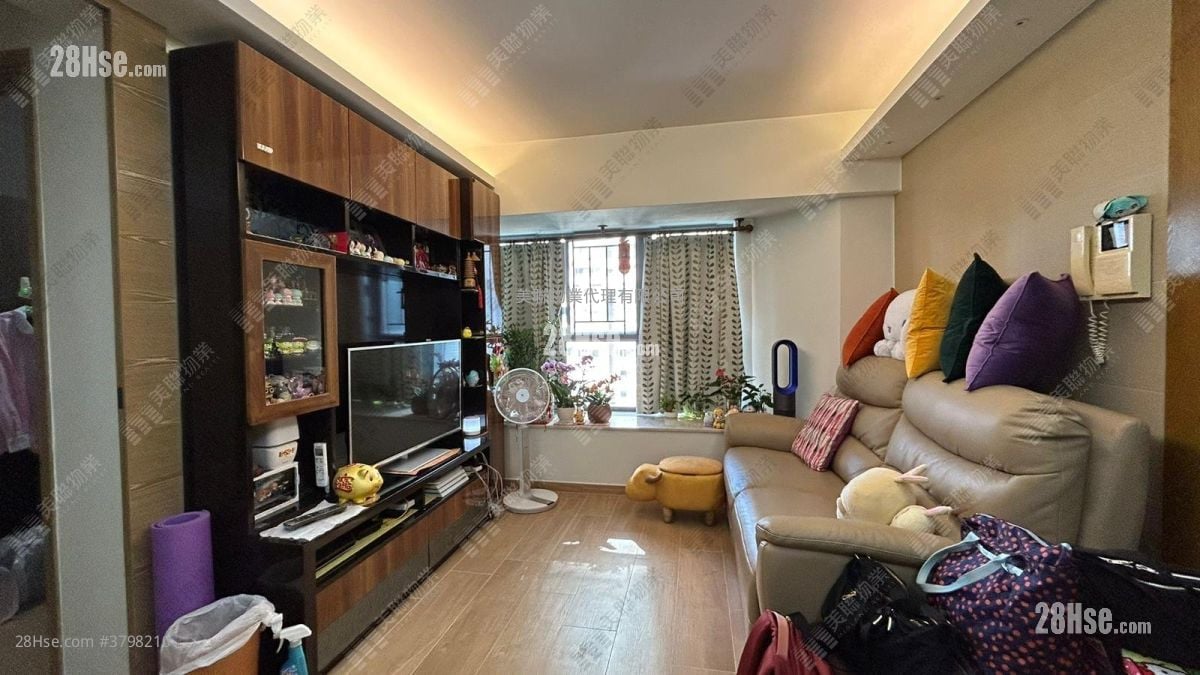 Maritime Bay Sell 3 Bedrooms , 2 Bathrooms 606 ft²