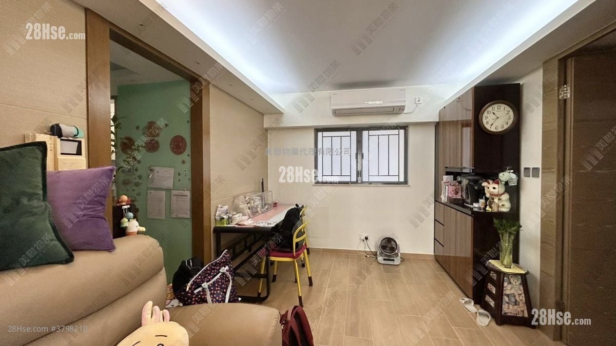 Maritime Bay Sell 3 Bedrooms , 2 Bathrooms 606 ft²