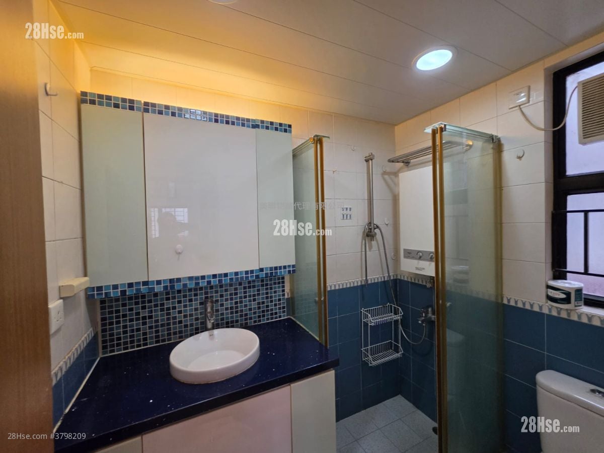 宏福花园 租盘 3 房 , 1 浴室 550 平方尺