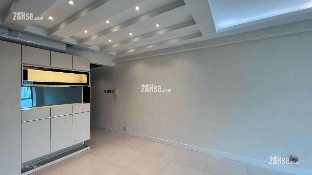 Tierra Verde Sell 3 Bedrooms , 2 Bathrooms 674 ft²