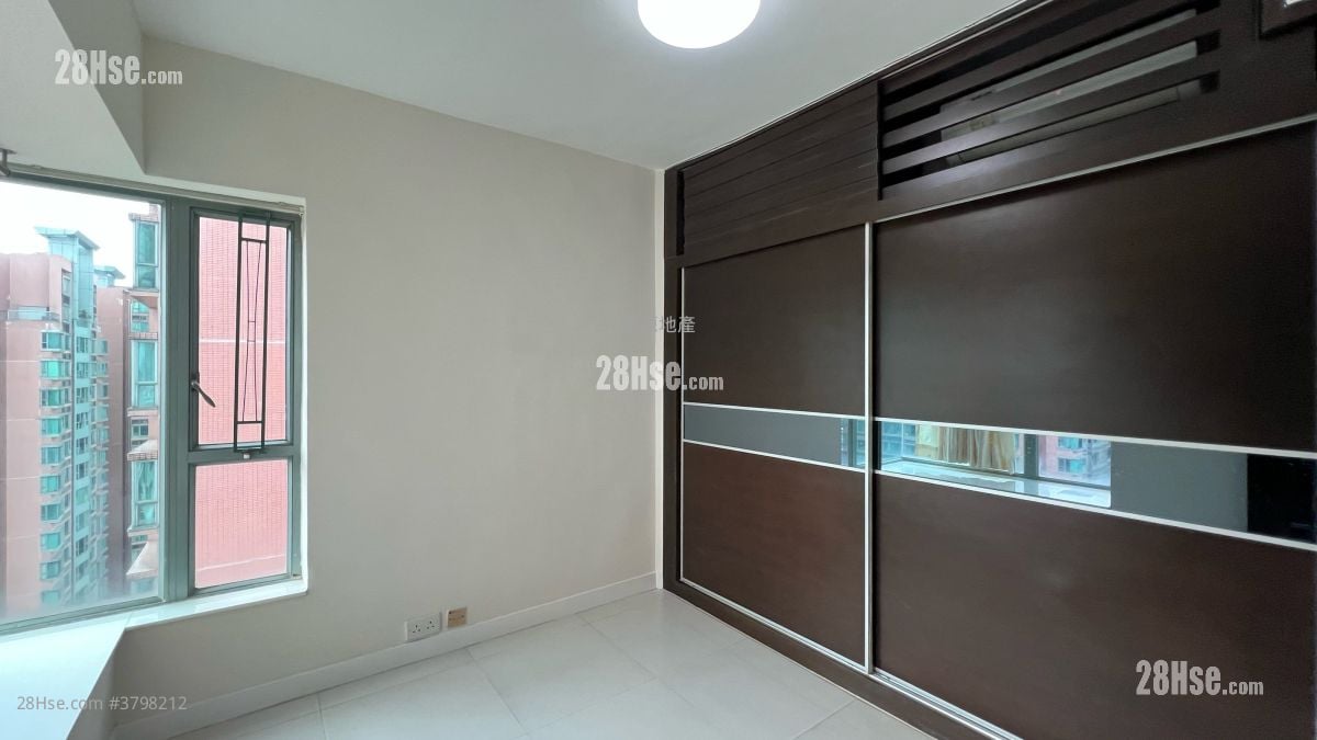 Tierra Verde Sell 3 Bedrooms , 2 Bathrooms 674 ft²