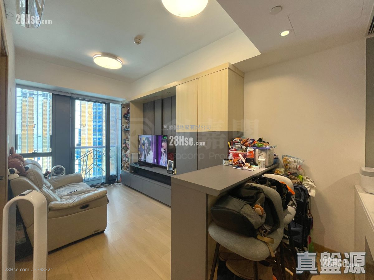 Montara Sell 1 Bedroom , 1 Bathroom 368 ft²