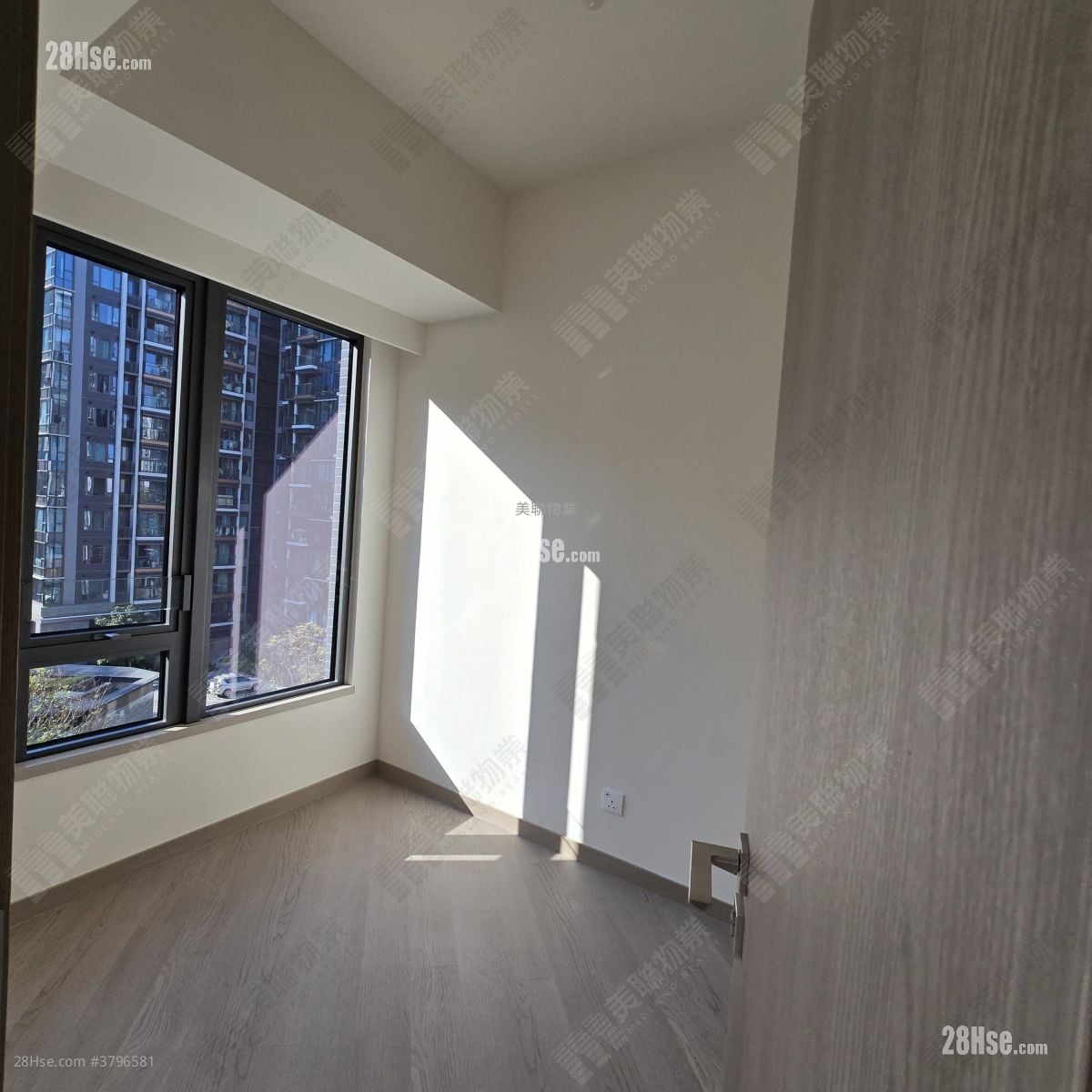 Silicon Hill Rental 2 Bedrooms , 1 Bathroom 452 ft²