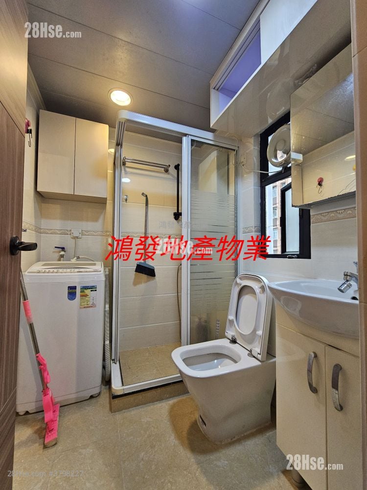 Hing Yip Building Rental 2 Bedrooms , 1 Bathroom 427 ft²