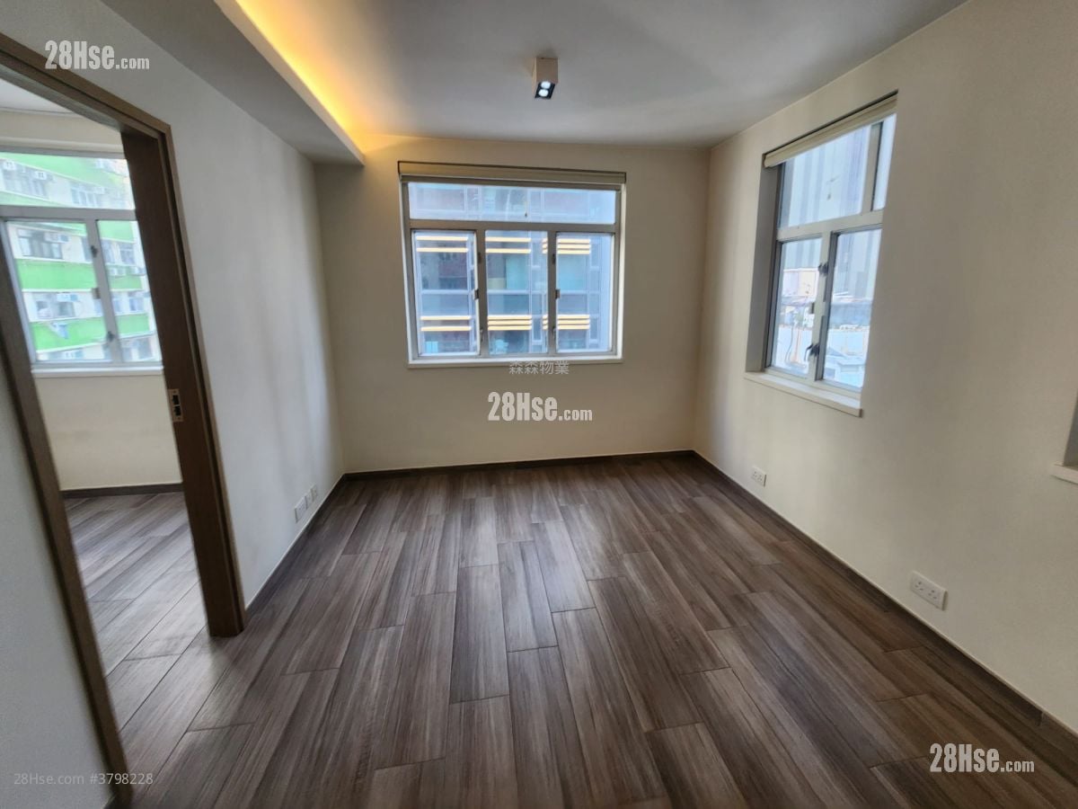 Viking Garden Sell 2 Bedrooms , 1 Bathroom 449 ft²