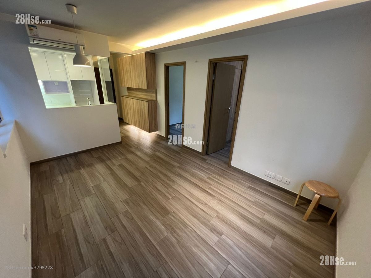 Viking Garden Sell 2 Bedrooms , 1 Bathroom 449 ft²