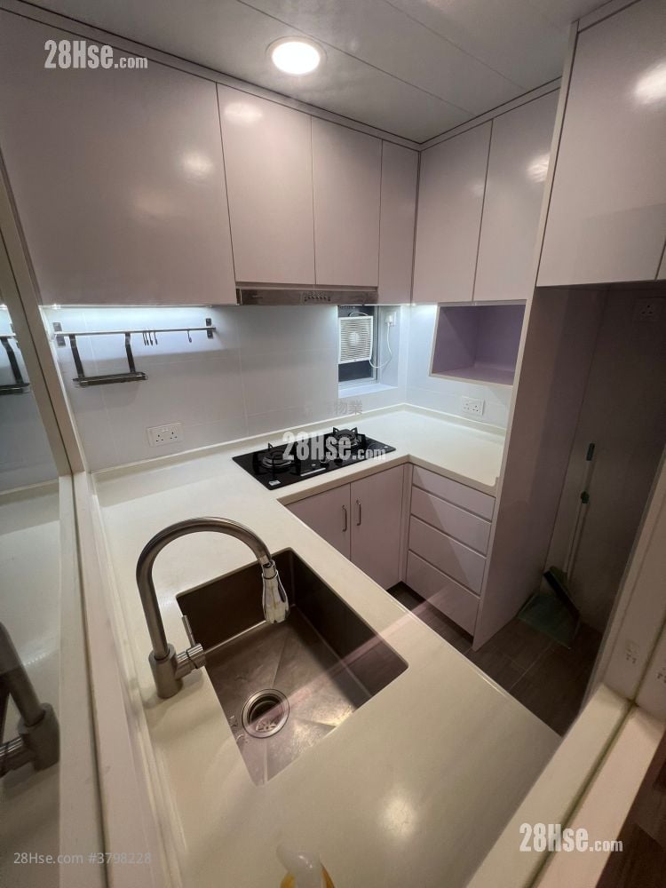 Viking Garden Sell 2 Bedrooms , 1 Bathroom 449 ft²