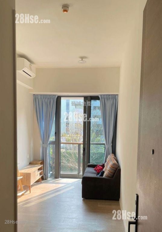 Oma Oma Sell 2 Bedrooms , 1 Bathroom 455 ft²