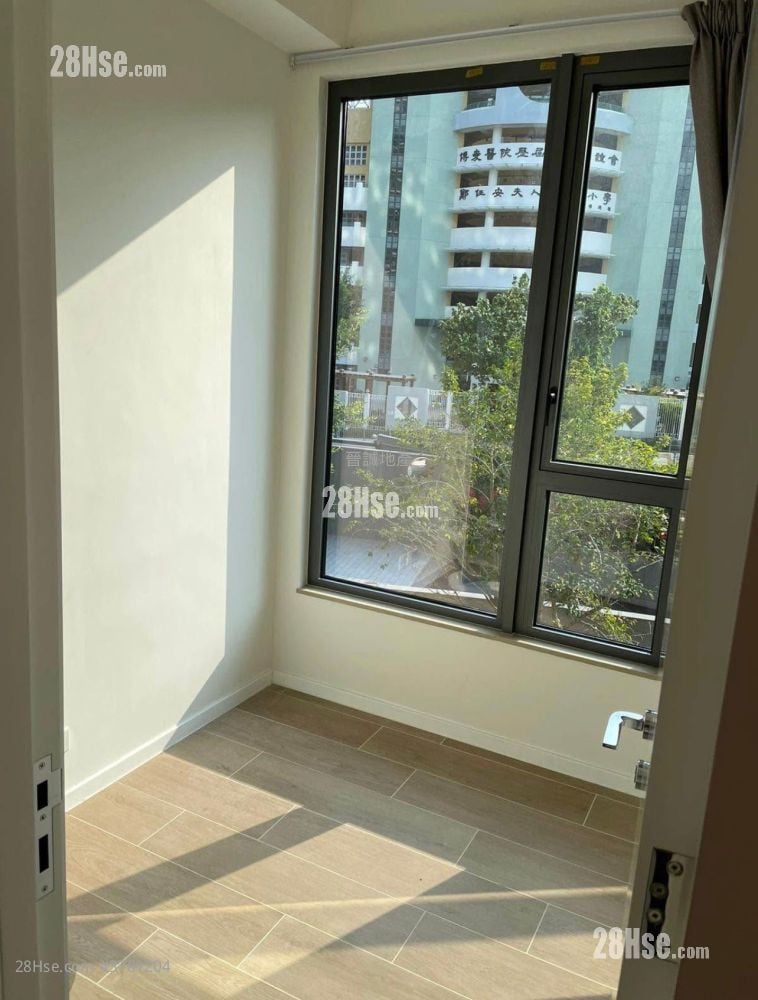 Oma Oma Sell 2 Bedrooms , 1 Bathroom 455 ft²