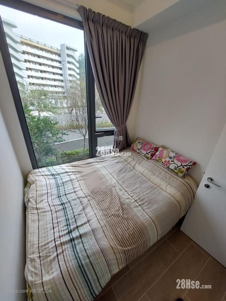 Oma Oma Sell 2 Bedrooms , 1 Bathroom 455 ft²