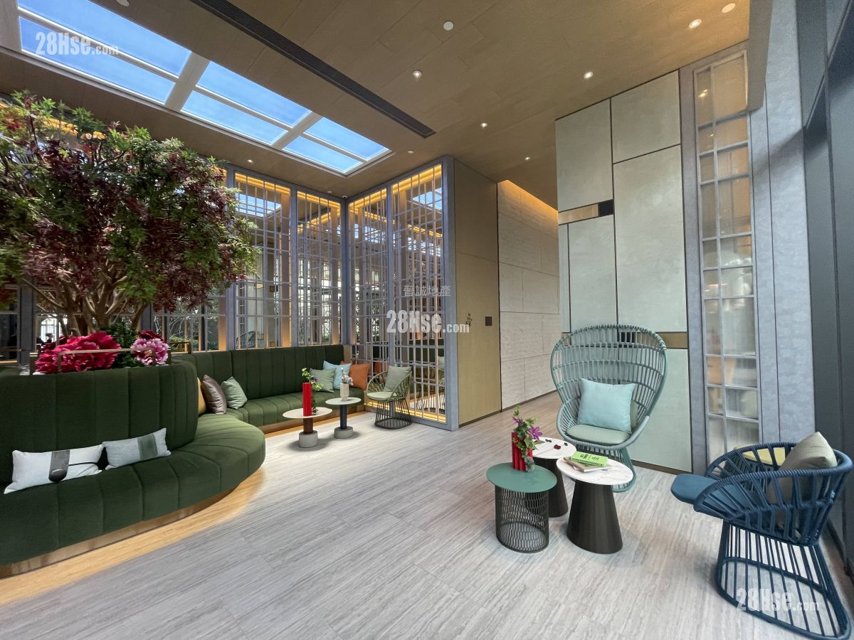 Oma Oma Sell 2 Bedrooms , 1 Bathroom 455 ft²