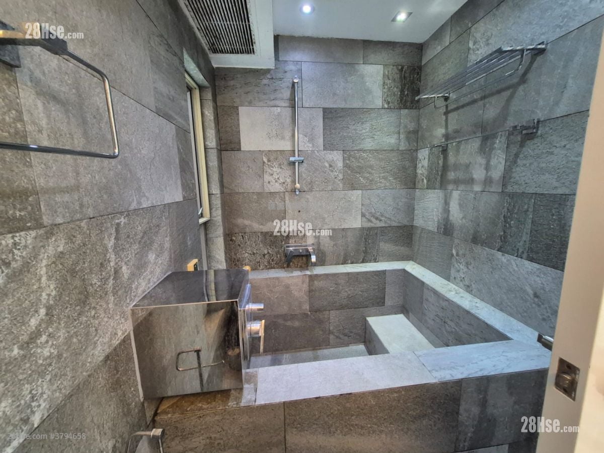 毕架山峰 租盘 2 房 , 2 浴室 839 平方尺