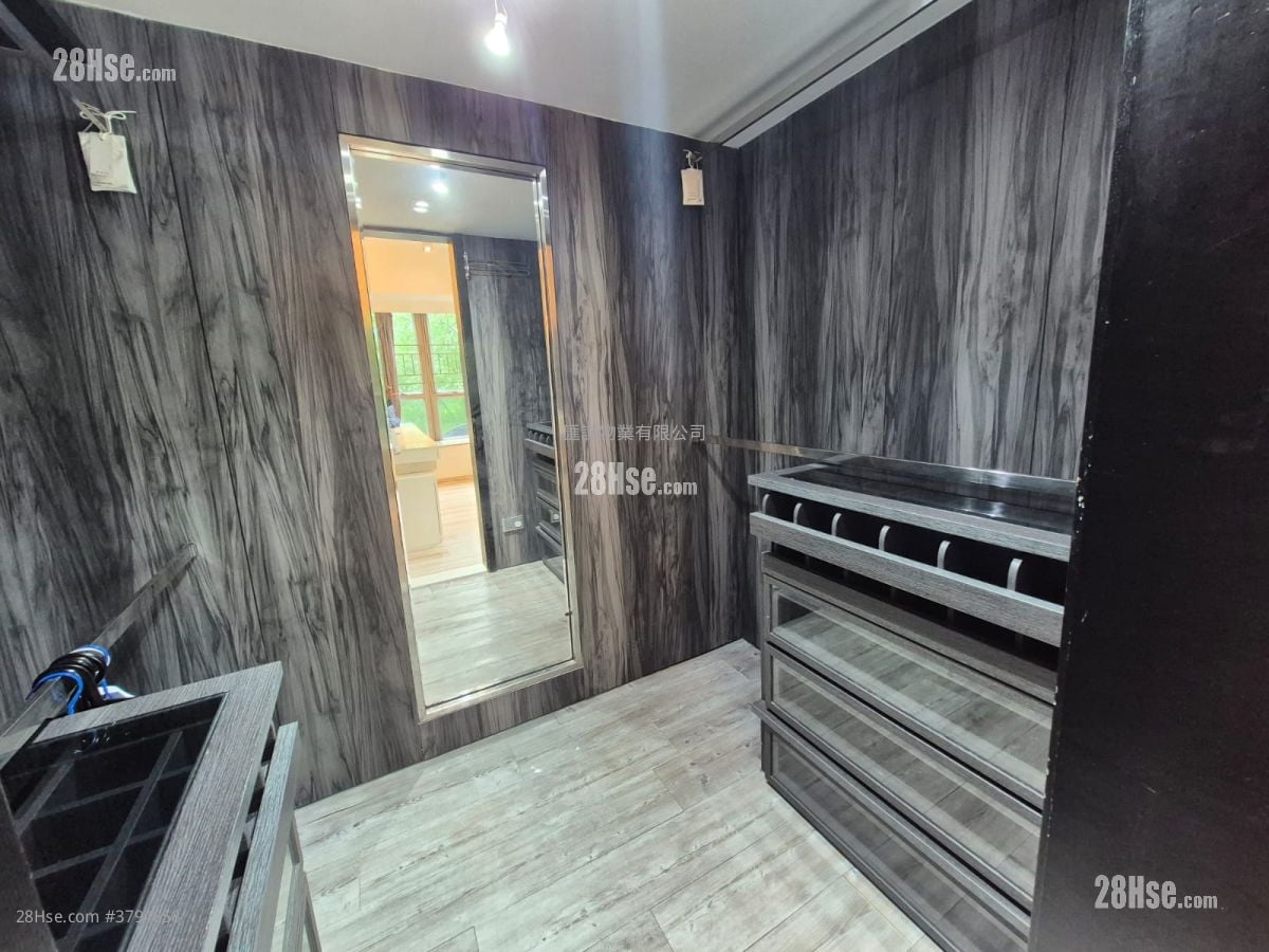 毕架山峰 租盘 2 房 , 2 浴室 839 平方尺