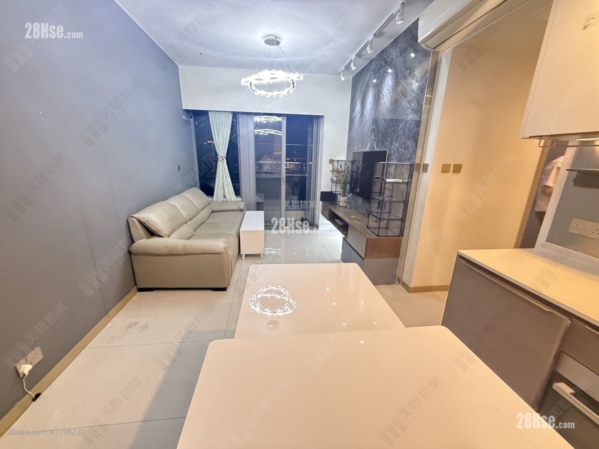 Aurora Rental 3 Bedrooms , 2 Bathrooms 644 ft²