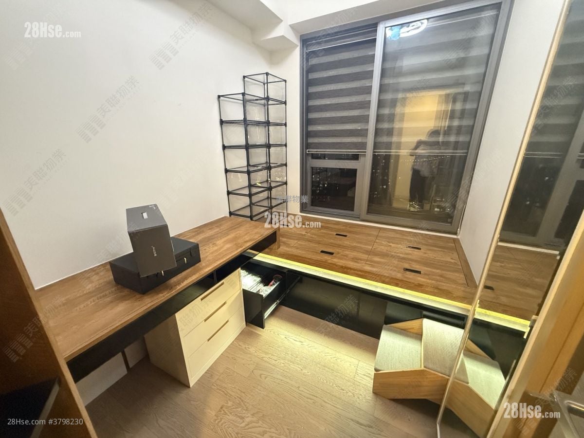 Aurora Rental 3 Bedrooms , 2 Bathrooms 644 ft²