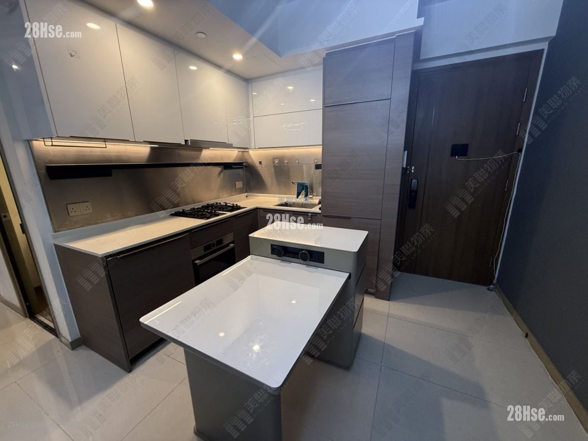 Aurora Rental 3 Bedrooms , 2 Bathrooms 644 ft²