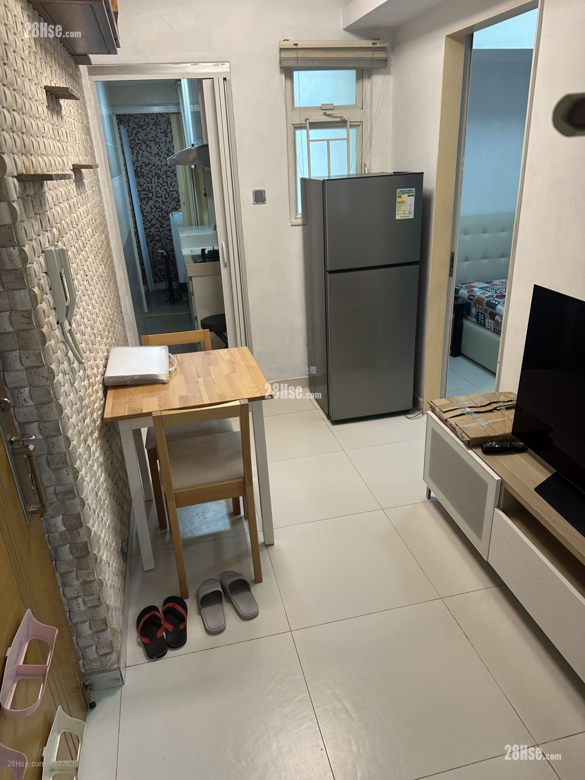 Gold Ming Building Rental 1 Bedroom , 1 Bathroom 256 ft²