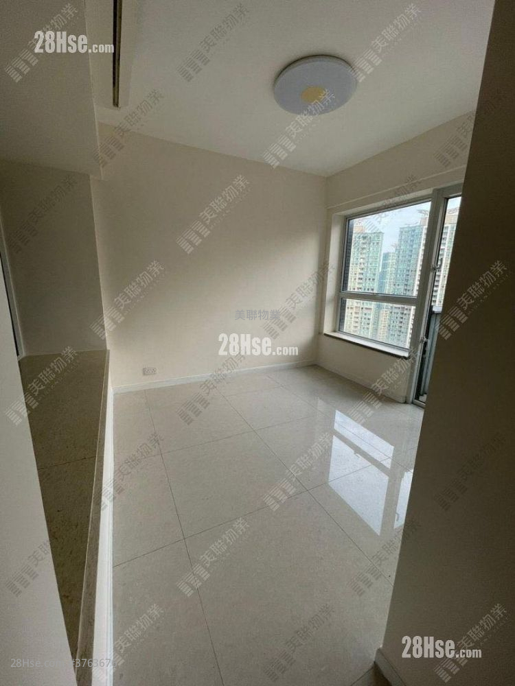 致蓝天 售盘 3 房 , 2 浴室 743 平方尺