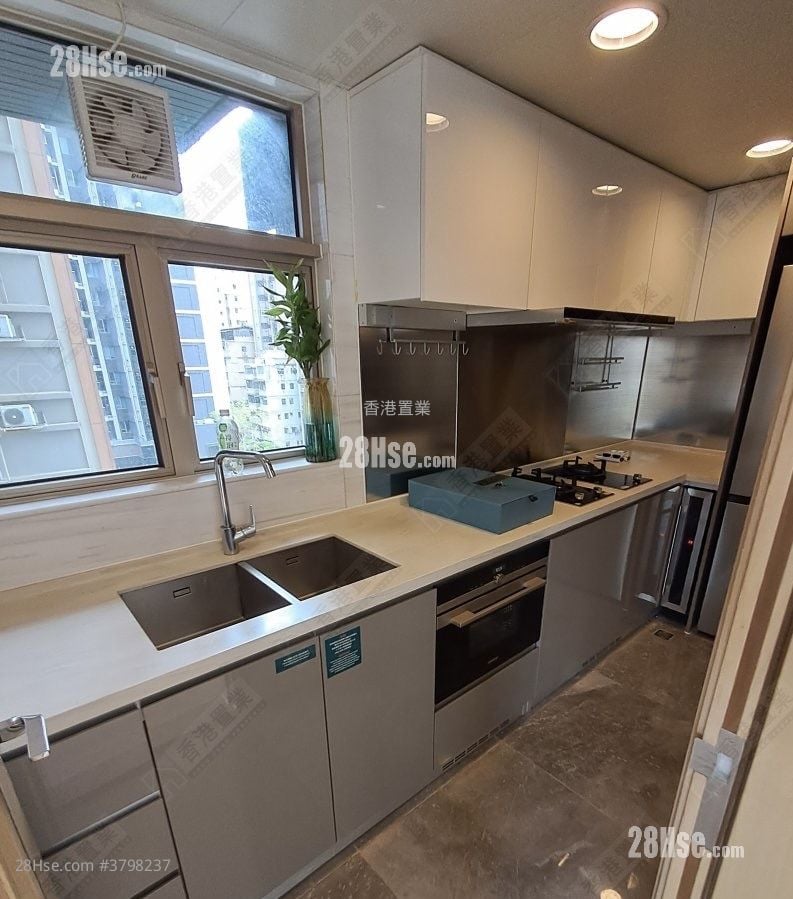 爱海颂 售盘 3 房 , 2 浴室 786 平方尺