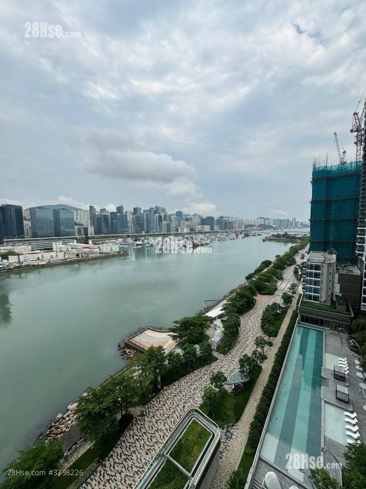 Miami Quay Sell 3 Bedrooms , 2 Bathrooms 661 ft²