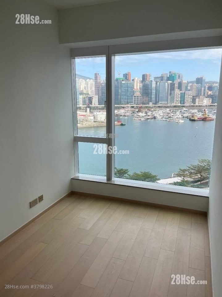 Miami Quay Sell 3 Bedrooms , 2 Bathrooms 661 ft²