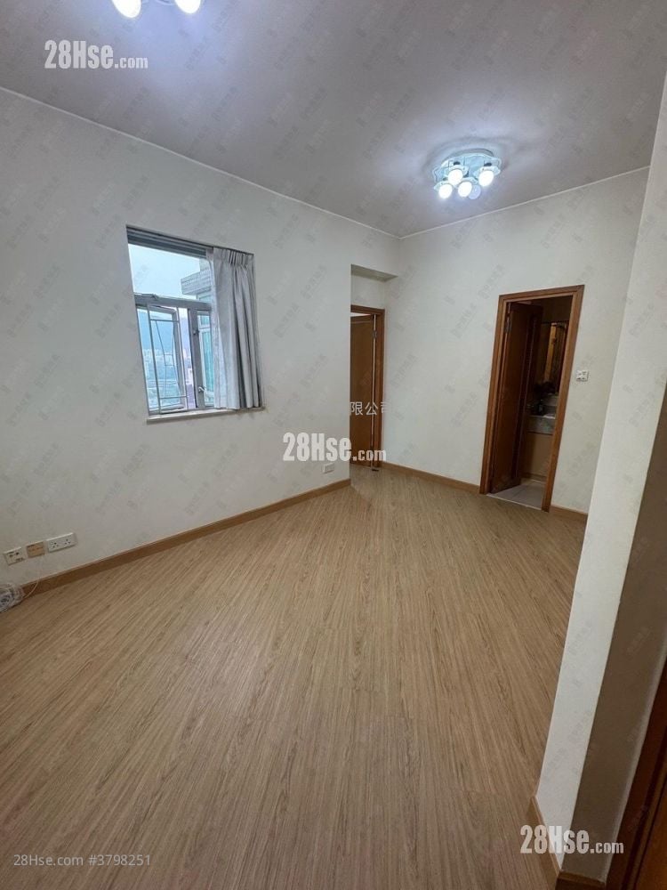 成龙居 售盘 1 房 , 1 浴室 316 平方尺