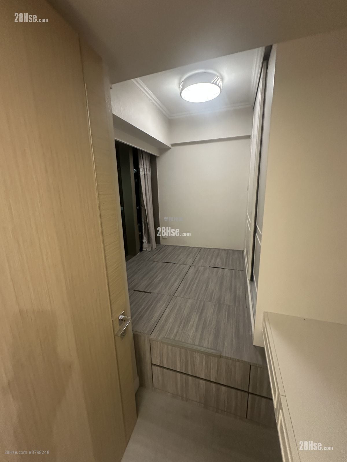 Ocean Pride Sell 3 Bedrooms , 2 Bathrooms 773 ft²