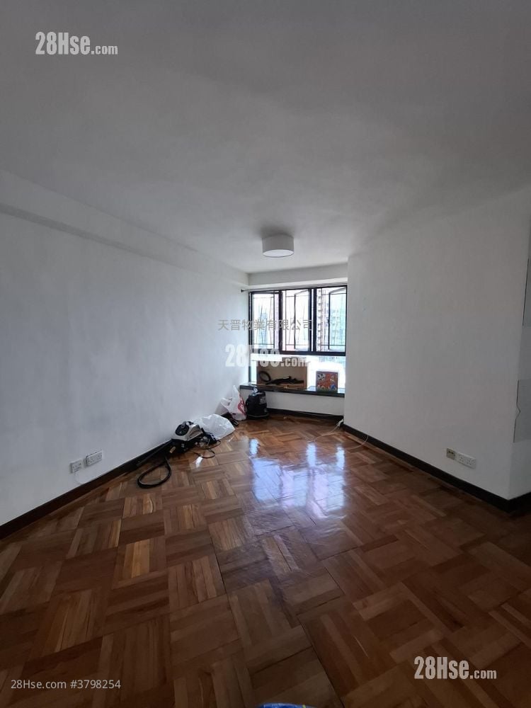 Jubilant Place Sell 2 Bedrooms , 1 Bathroom 566 ft²