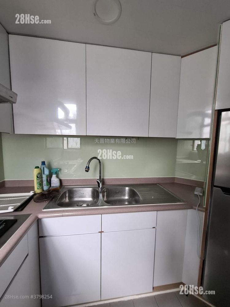 Jubilant Place Sell 2 Bedrooms , 1 Bathroom 566 ft²