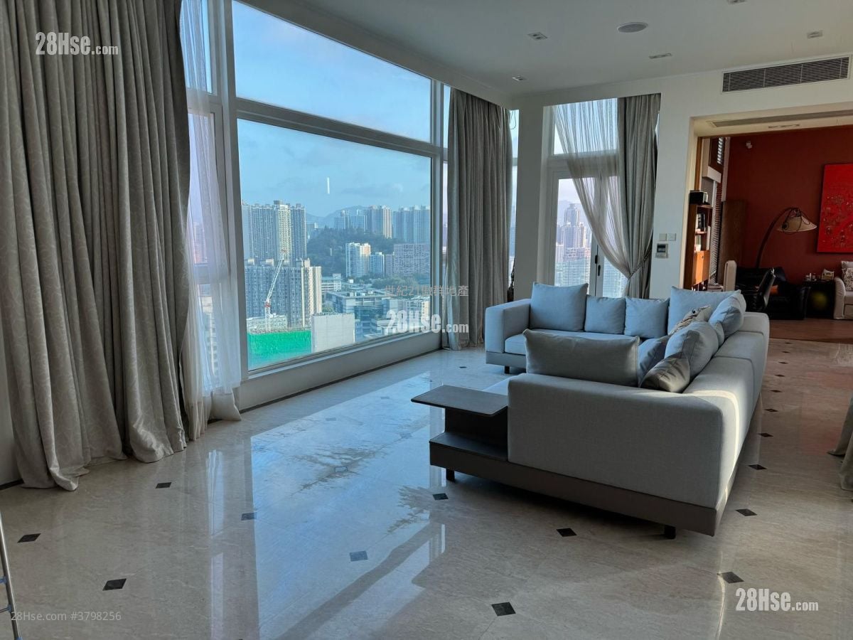 The Bloomsville Sell 3 Bedrooms , 3 Bathrooms 2,135 ft²