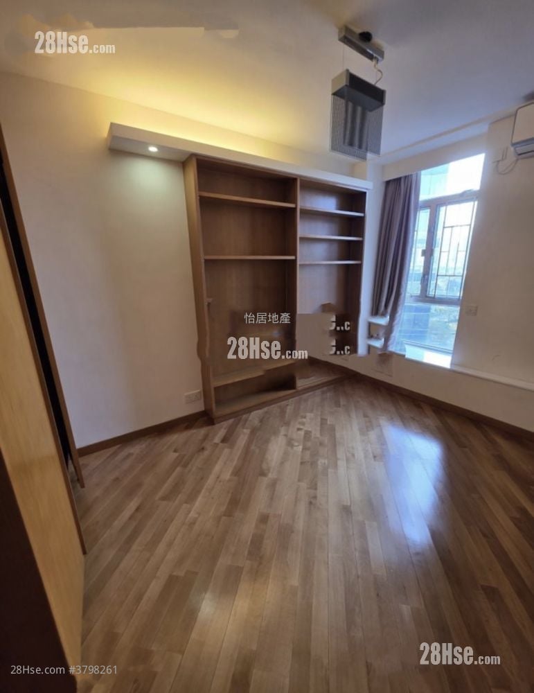 太古城 售盘 4 房 , 2 浴室 1,114 平方尺