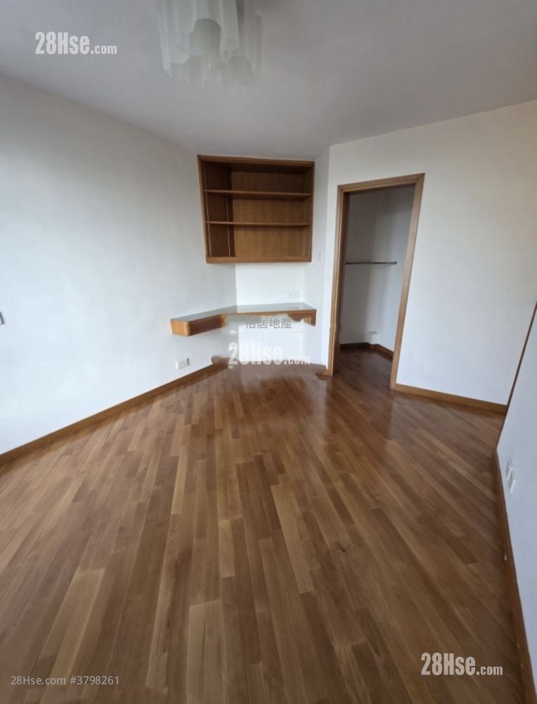 太古城 售盘 4 房 , 2 浴室 1,114 平方尺