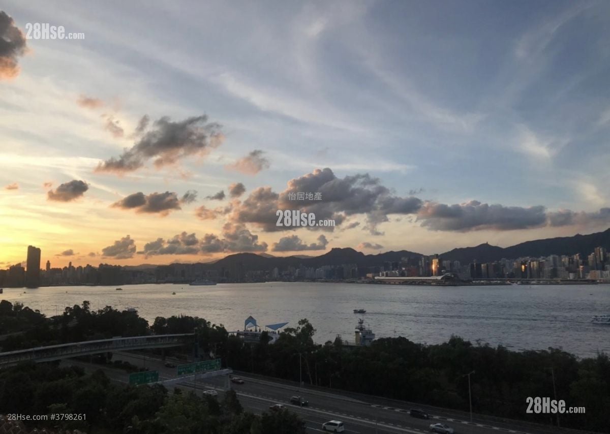 太古城 售盘 4 房 , 2 浴室 1,114 平方尺