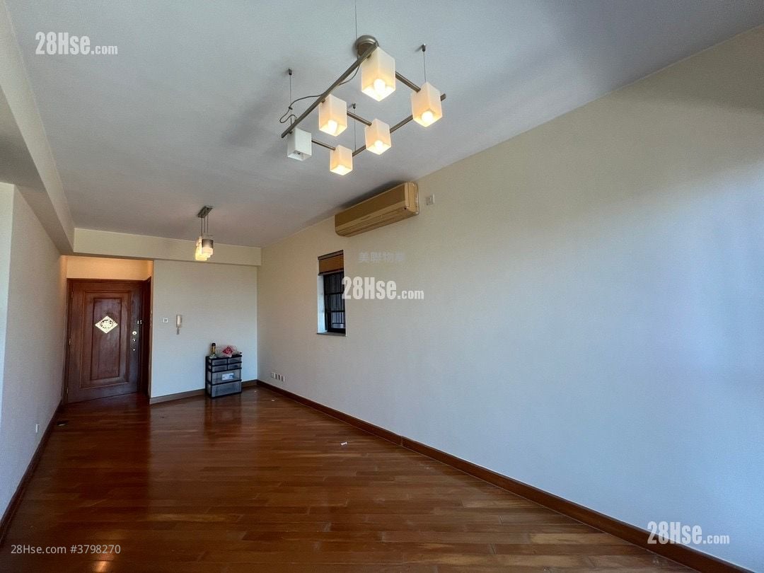 Park Island Sell 2 Bedrooms , 1 Bathroom 594 ft²