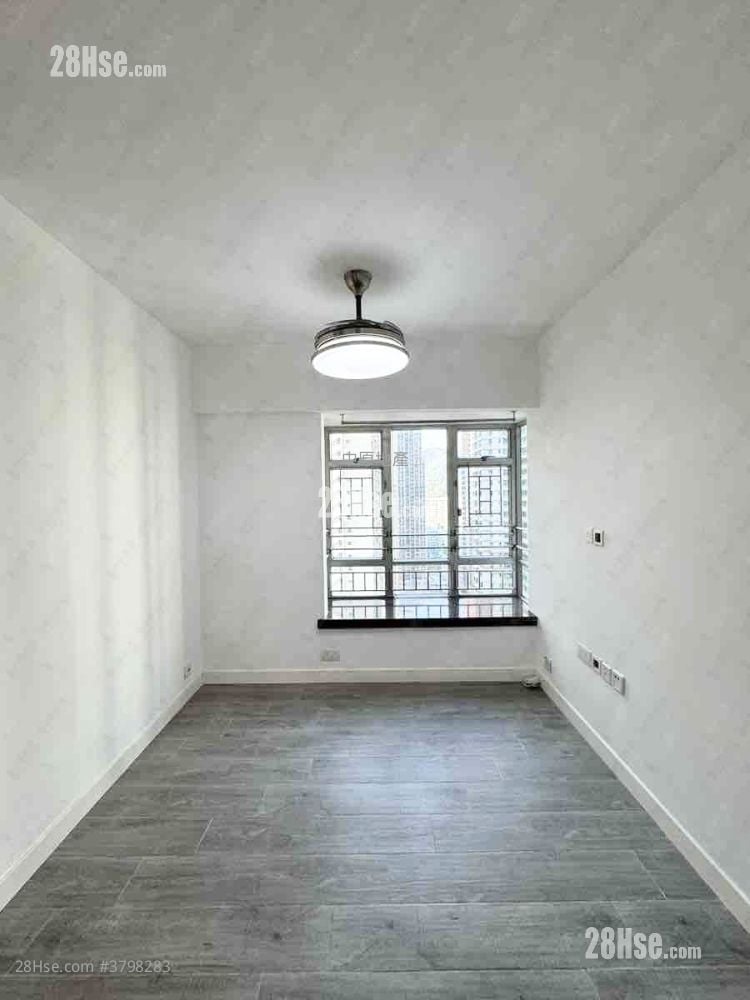 新都城 售盘 3 房 , 2 浴室 526 平方尺