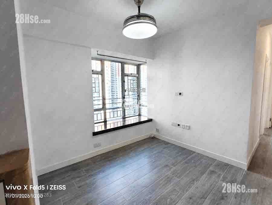 新都城 售盘 3 房 , 2 浴室 526 平方尺