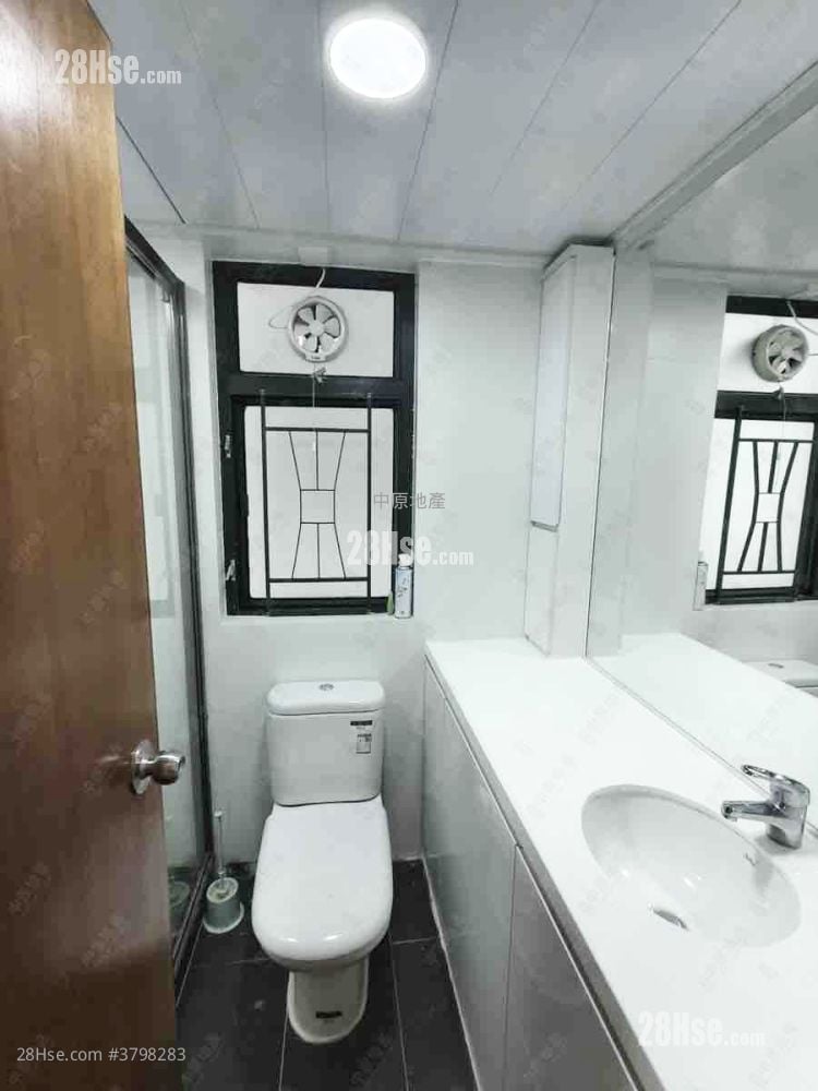 新都城 售盘 3 房 , 2 浴室 526 平方尺