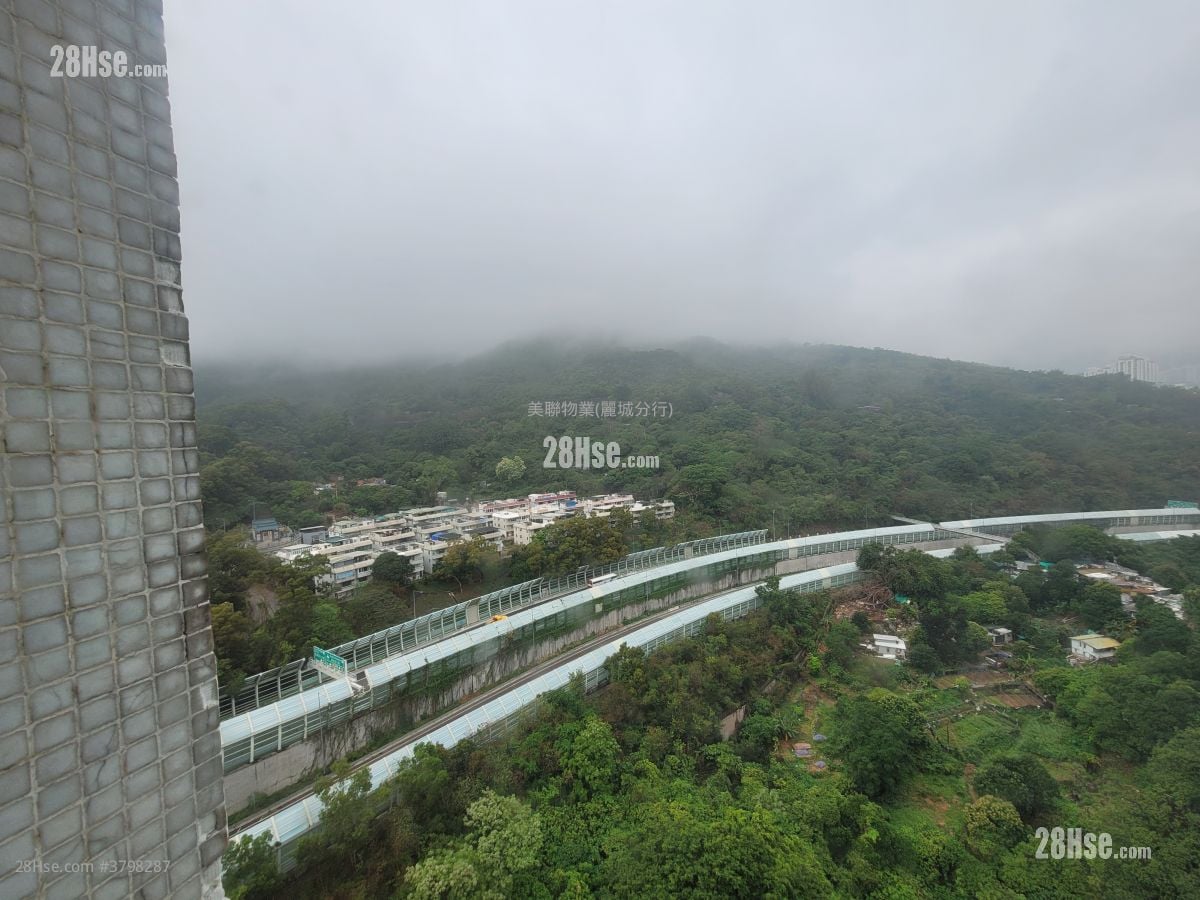 Greenview Court Rental 2 Bedrooms , 1 Bathroom 477 ft²