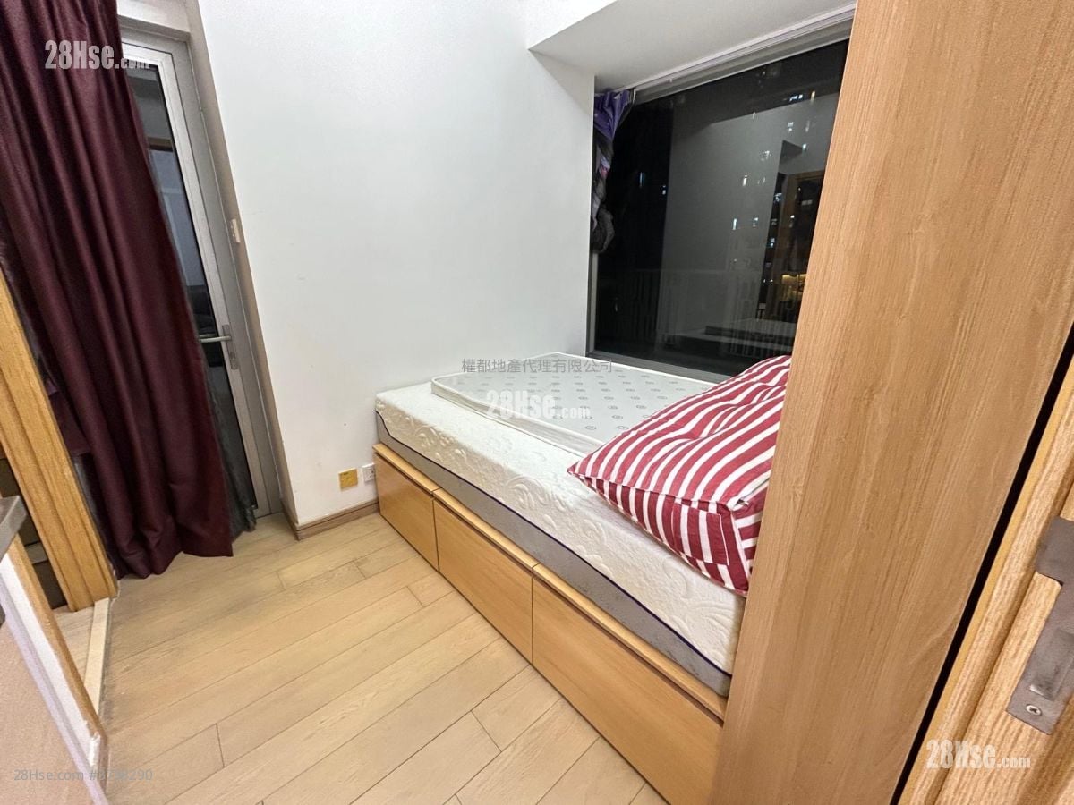 Highpoint Sell 1 Bedroom , 1 Bathroom 293 ft²