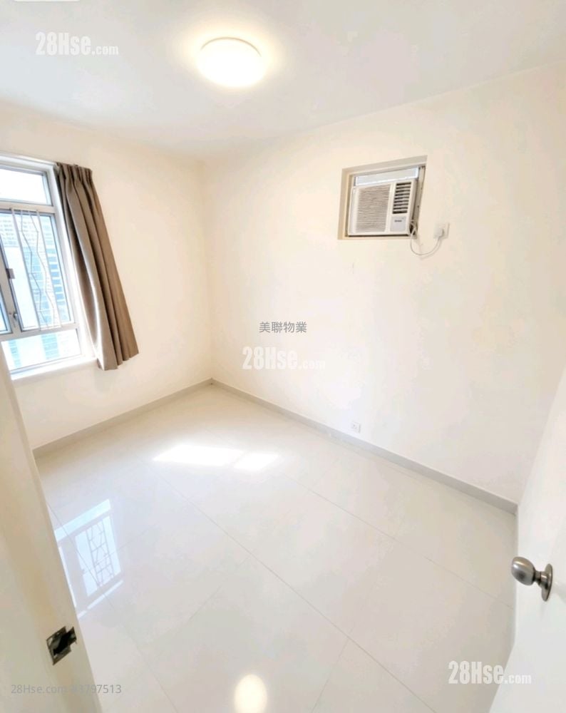 City One Shatin Sell 3 Bedrooms , 1 Bathroom 504 ft²