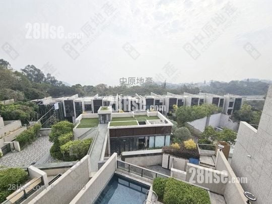 Peak Castle Rental 3,231 ft²